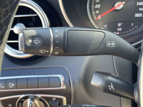Used 2019 Mercedes-Benz GLC 300 4MATIC Coupe image 38
