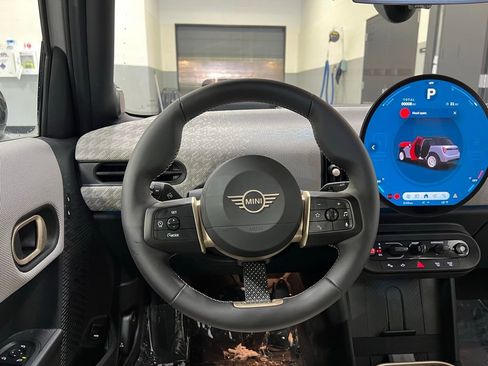 Certified 2025 MINI Cooper S image 23