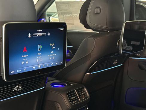 New 2026 Mercedes-Benz Maybach GLS 600 4MATIC image 15