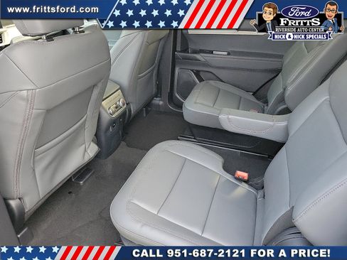 New 2026 Ford Explorer Active w/ Active Comfort Package image 15