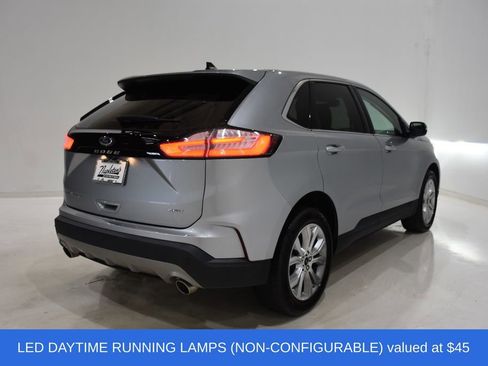 Used 2024 Ford Edge Titanium image 4