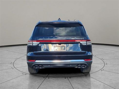 New 2026 Lincoln Aviator AWD image 11