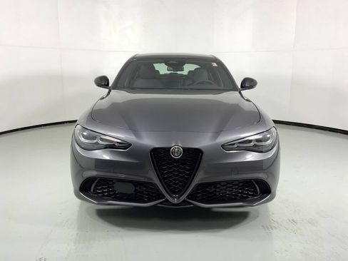 New 2026 Alfa Romeo Giulia AWD image 5