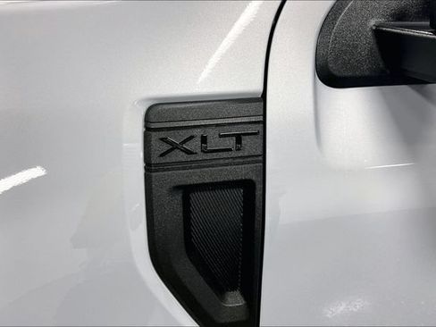New 2026 Ford Maverick XLT w/ Equipment Group 301A AWD/4WD image 8