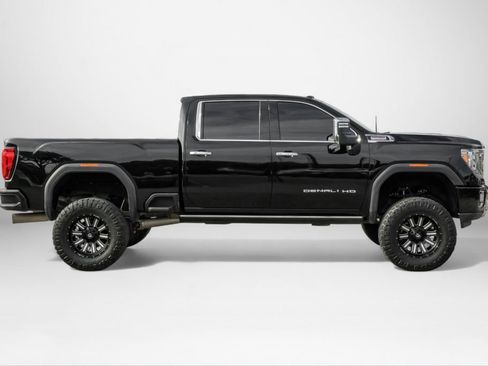 Used 2023 GMC Sierra 2500 Denali w/ Denali Ultimate Package image 5