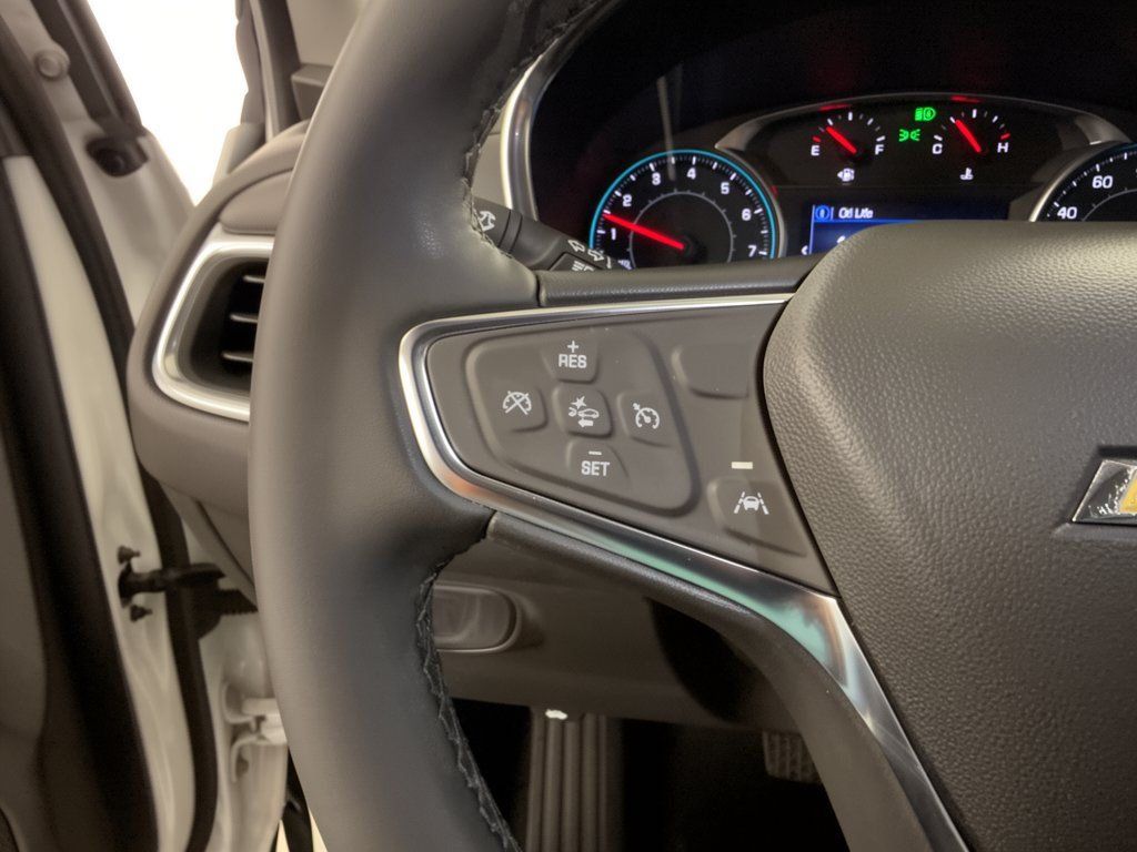 Used 2024 Chevrolet Equinox LT w/ LPO, Floor Liner Package FWD image 18