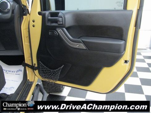 Used 2013 Jeep Wrangler Unlimited Sport image 33