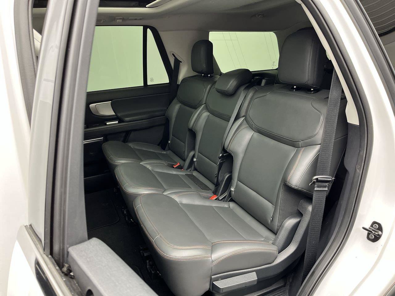 Certified 2025 Ford Expedition Active AWD/4WD image 14