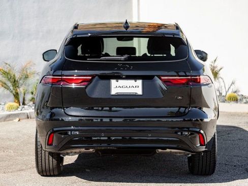 New 2026 Jaguar F-PACE R-Dynamic S image 8
