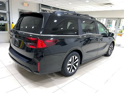 Used 2026 Honda Odyssey EX-L image 6