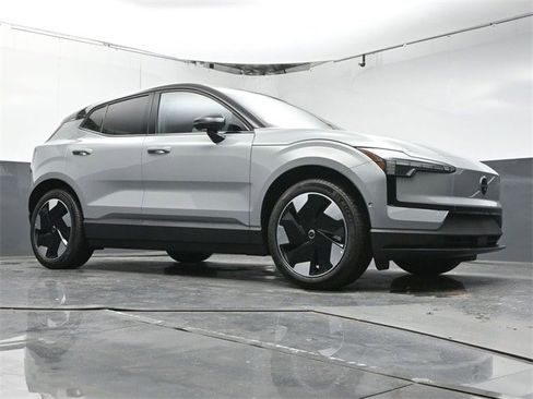 New 2025 Volvo EX30 Ultra w/ Climate Package image 38