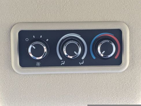 New 2024 Chevrolet Express 3500 LS w/ Chrome Appearance Package image 21