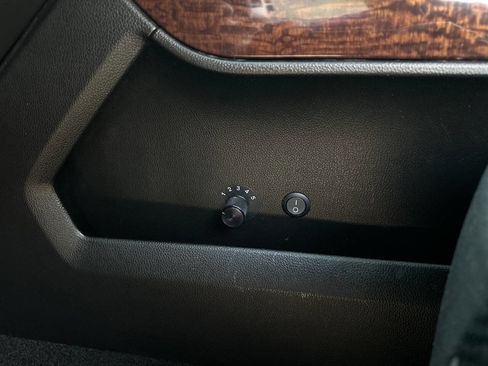 Used 2015 GMC Sierra 2500 SLE w/ Suspension Package, Off-Road image 26