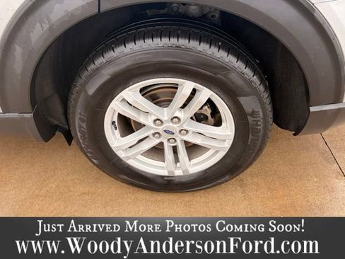 Used 2024 Ford Explorer XLT w/ Equipment Group 202A AWD/4WD image 7