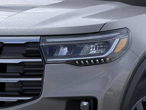 New 2026 Ford Explorer Active w/ Active Comfort Package AWD/4WD image 19