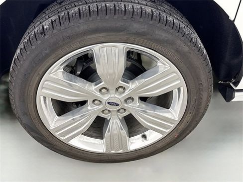 Used 2024 Ford Expedition Max Platinum image 34