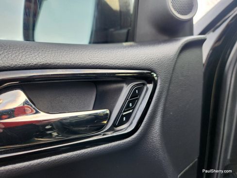 Used 2024 Dodge Durango GT image 28