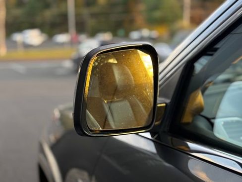 Used 2012 Jeep Grand Cherokee Laredo image 40