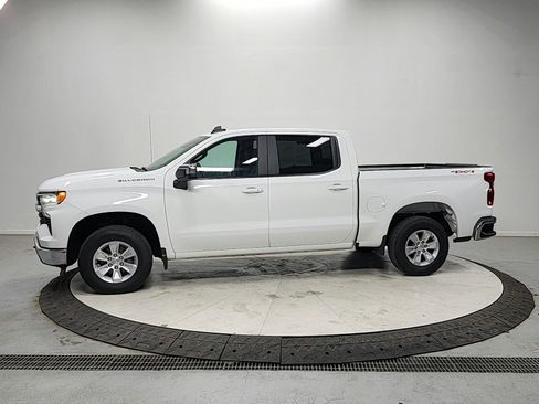 Used 2025 Chevrolet Silverado 1500 LT image 4