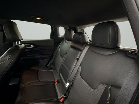 Used 2022 Jeep Compass Altitude image 18