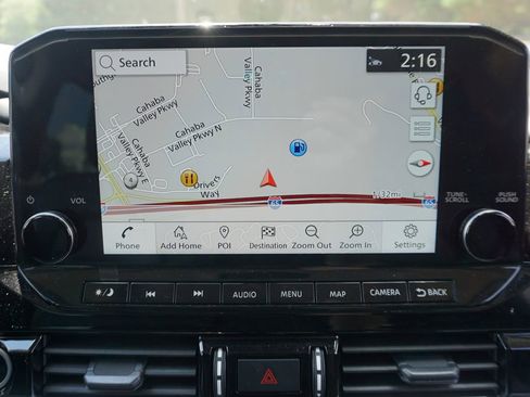 Used 2023 Nissan Pathfinder SL w/ SL Premium Package FWD image 10