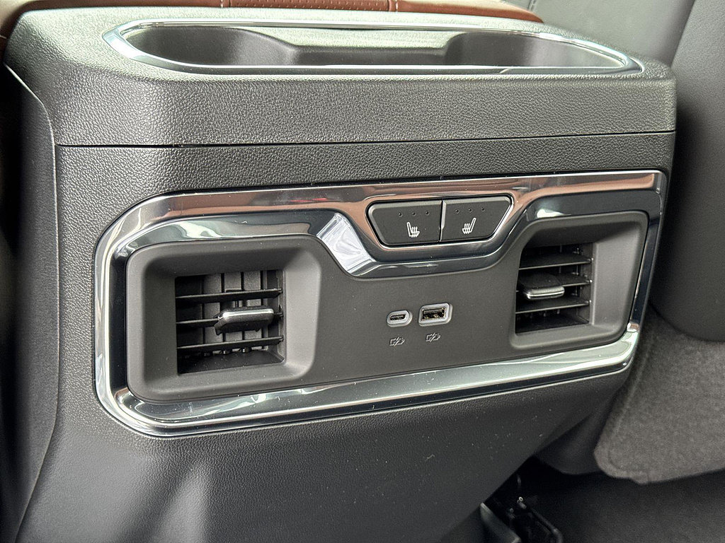 New 2026 GMC Sierra 1500 Denali Ultimate w/ LPO, Black Badging Package AWD/4WD image 26