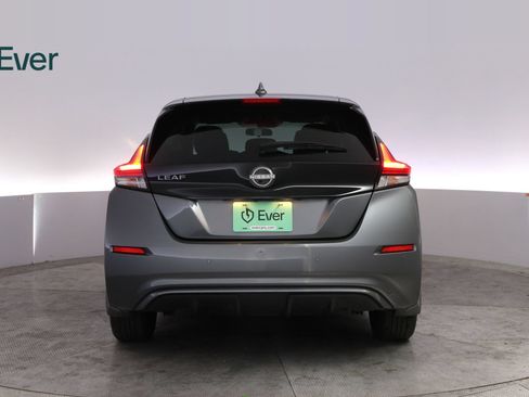 Used 2025 Nissan Leaf S FWD image 15