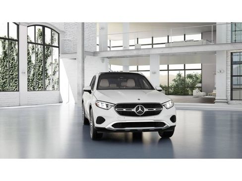New 2026 Mercedes-Benz GLC 300 4MATIC image 8