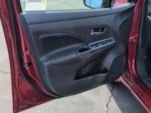 New 2025 Nissan Versa SR w/ Trunk Package image 13