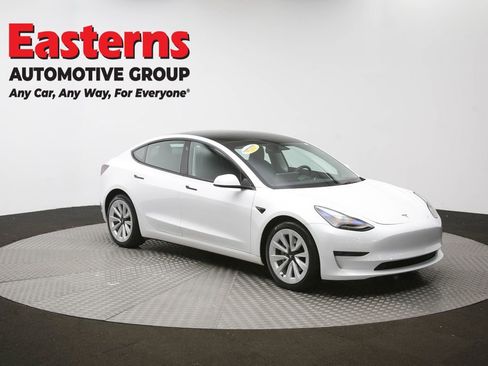 Used 2023 Tesla Model 3 Standard Range image 47