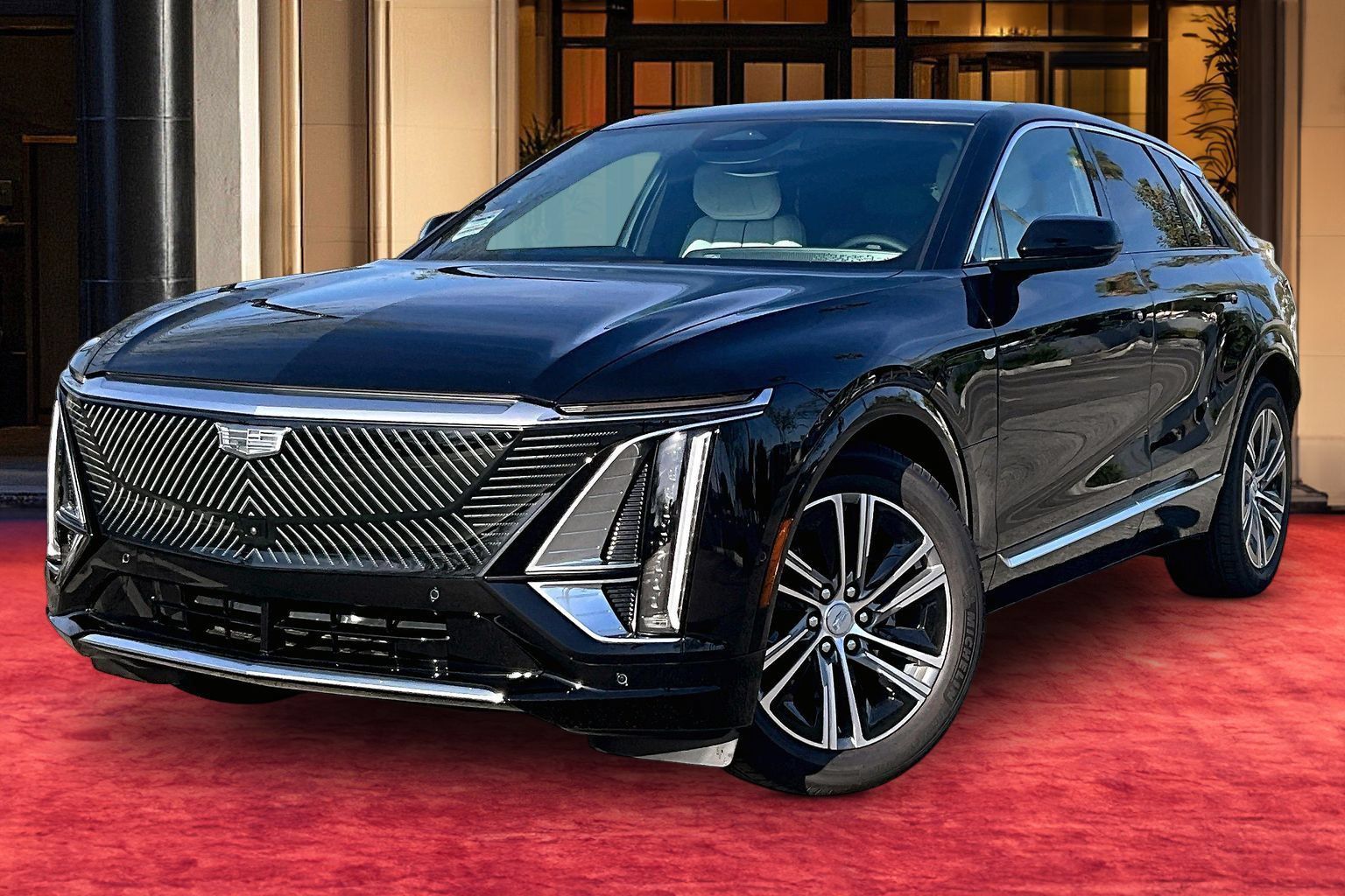 New 2026 Cadillac Lyriq Luxury w/ LPO, Floor Liner Package AWD/4WD image 1