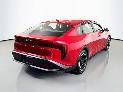 Used 2025 Kia K4 EX image 7