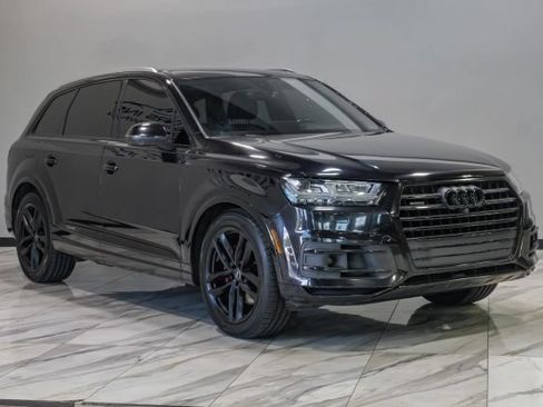 Used 2017 Audi Q7 3.0T Prestige w/ Prestige Package AWD/4WD image 10