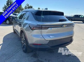 New 2026 Chevrolet Equinox EV LT video 4