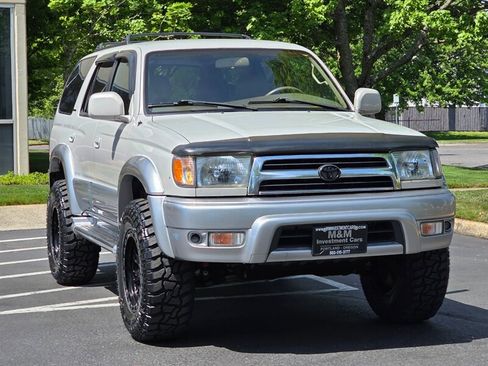 Used 2000 Toyota 4Runner Limited AWD/4WD image 2