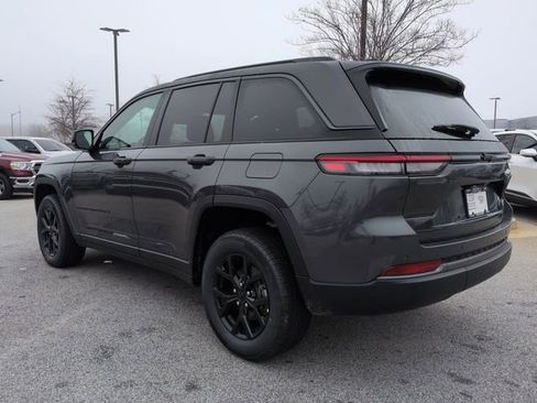 New 2026 Jeep Grand Cherokee Altitude RWD image 6