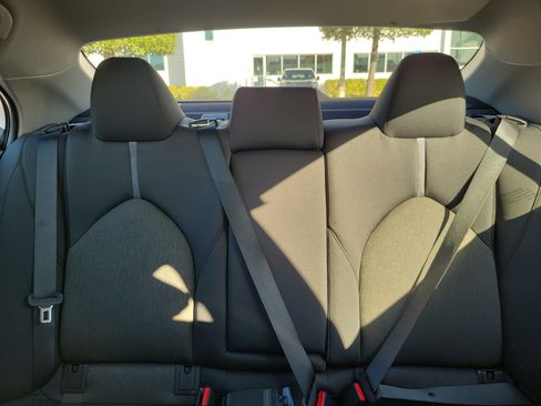 Used 2023 Toyota Camry LE image 21