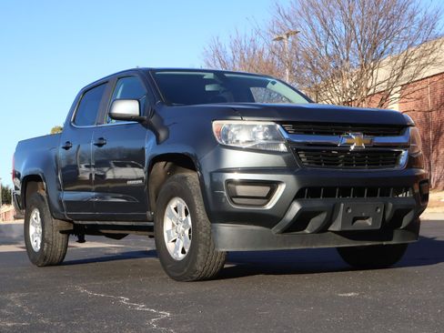 Used 2016 Chevrolet Colorado W/T w/ WT Convenience Package image 1
