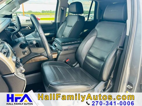 Used 2018 GMC Yukon Denali w/ Open Road Package AWD/4WD image 12