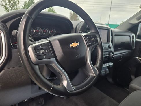 Used 2023 Chevrolet Silverado 3500 LT image 11
