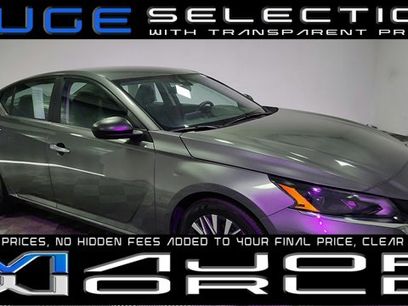 Used 2024 Nissan Altima 2.5 SV