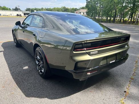 New 2026 Dodge Charger R/T AWD/4WD image 5