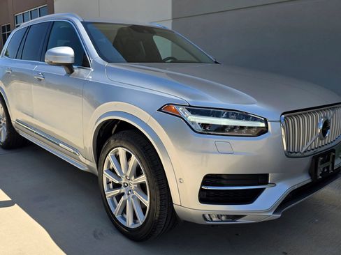 Used 2016 Volvo XC90 T6 Inscription w/ Vision Package AWD/4WD image 5