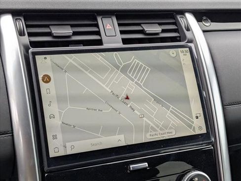 New 2025 Land Rover Discovery S image 14