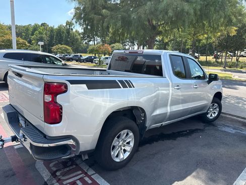 Used 2020 Chevrolet Silverado 1500 LT w/ Trailering Package AWD/4WD image 4