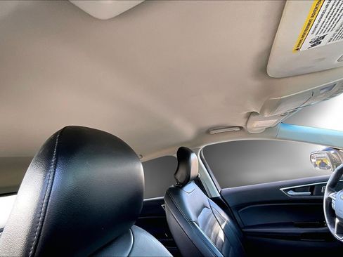 Used 2018 Ford Edge SEL w/ Equipment Group 201A image 27