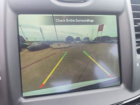 Used 2022 Chrysler 300 S w/ Comfort Group RWD image 16