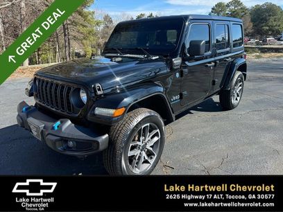 Used 2024 Jeep Wrangler Unlimited w/ Convenience Group