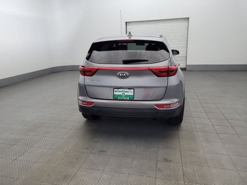 Used 2019 Kia Sportage LX image 7