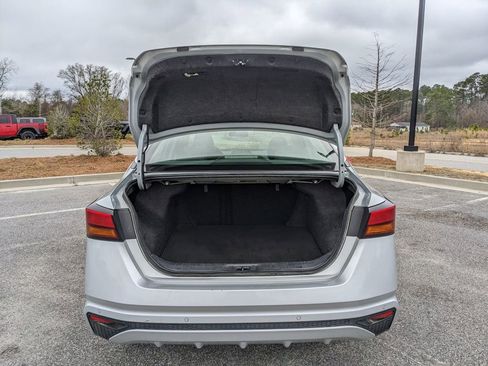 Used 2024 Nissan Altima 2.5 SV image 40